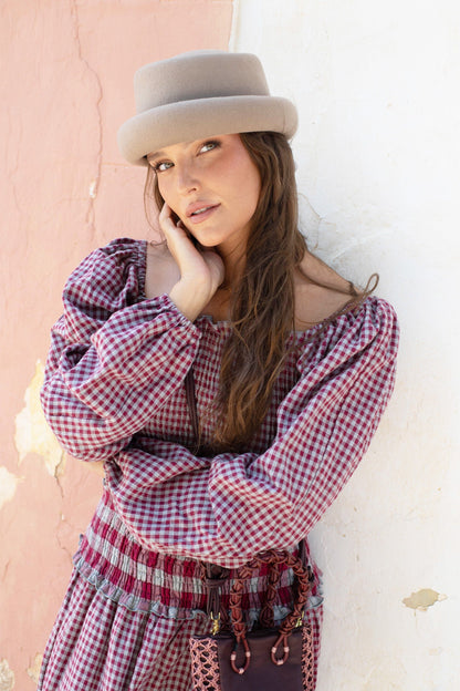 Casquete Nina burdeos Zahati 