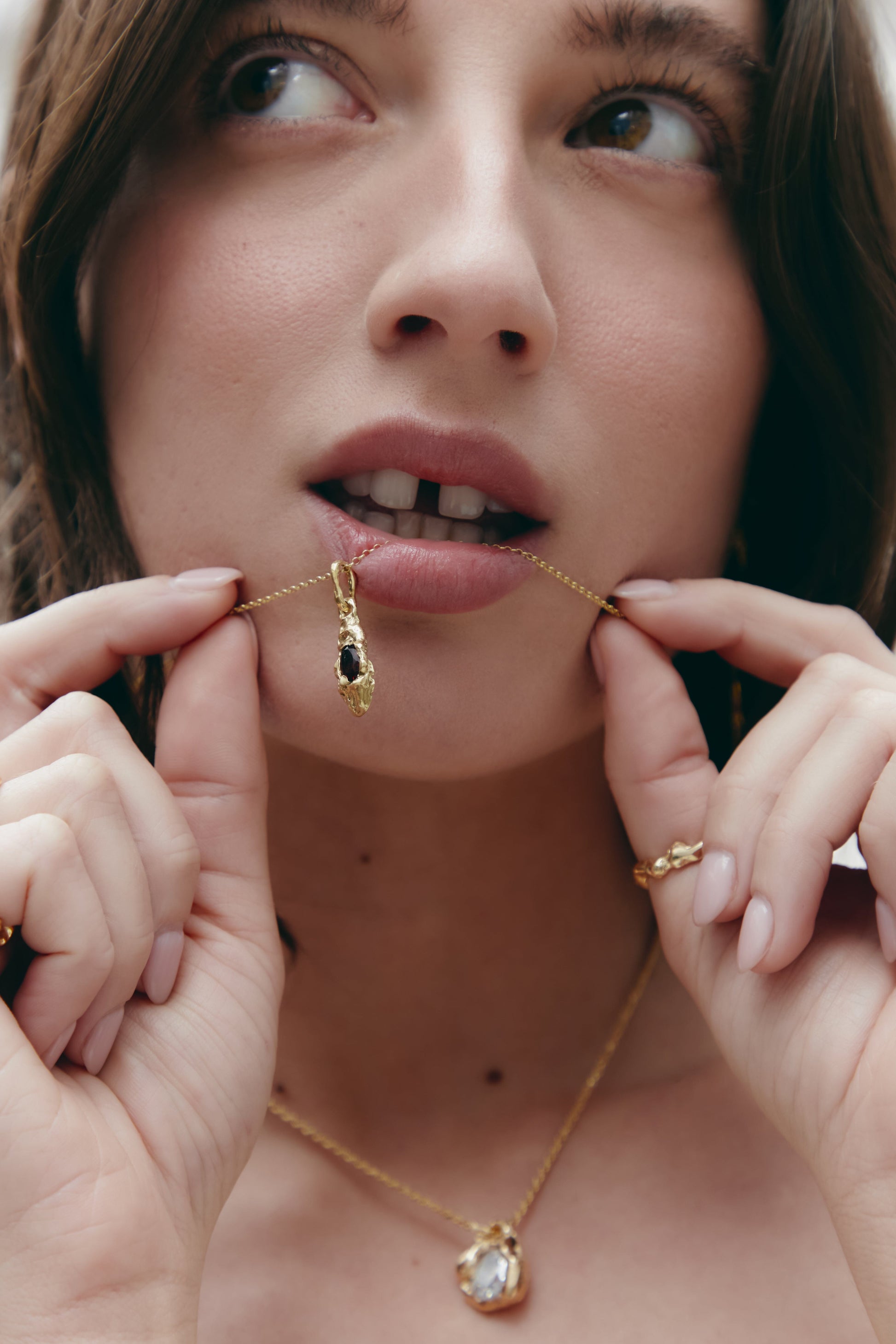 Caure Pendant Gold Necklaces Albert Coll 