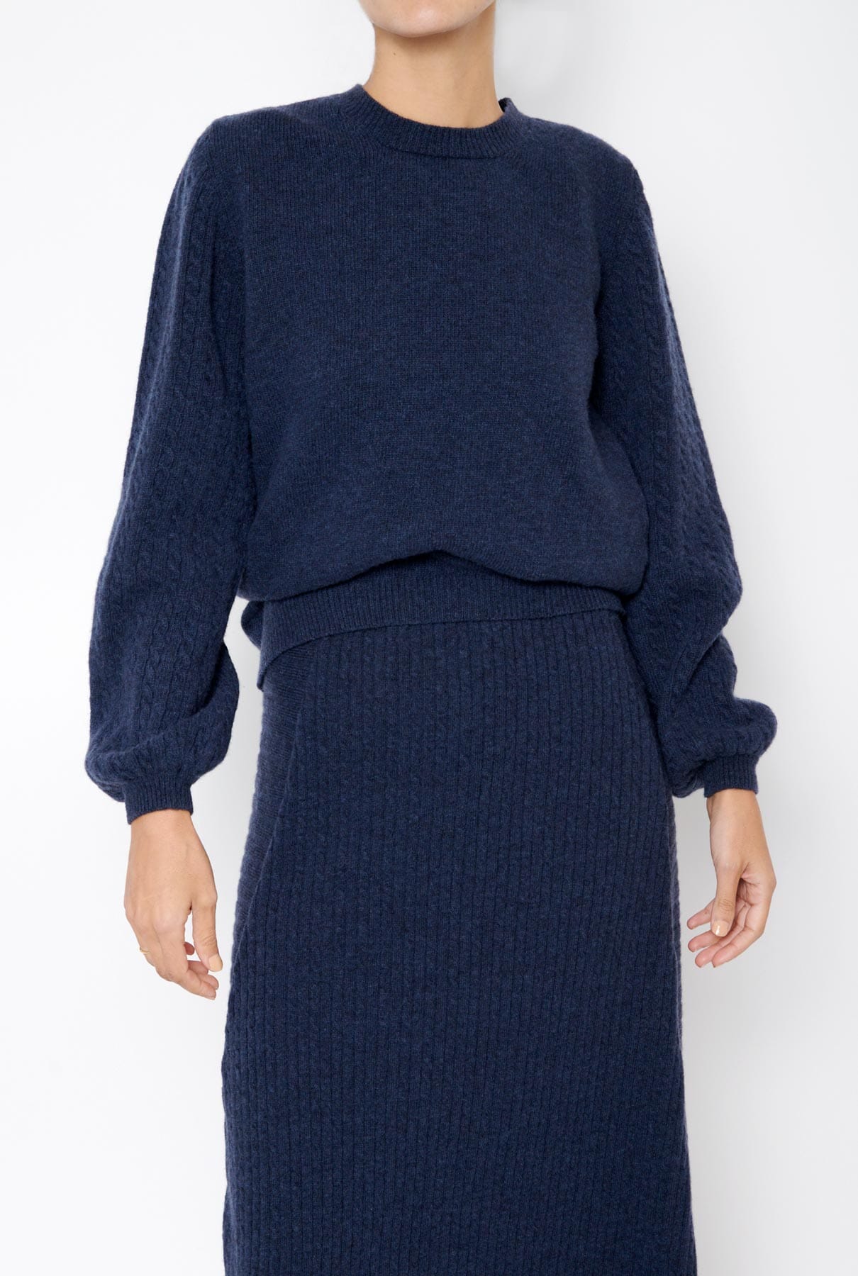 CECILIE CARDIGAN NAVY Sweaters Culto 1105 