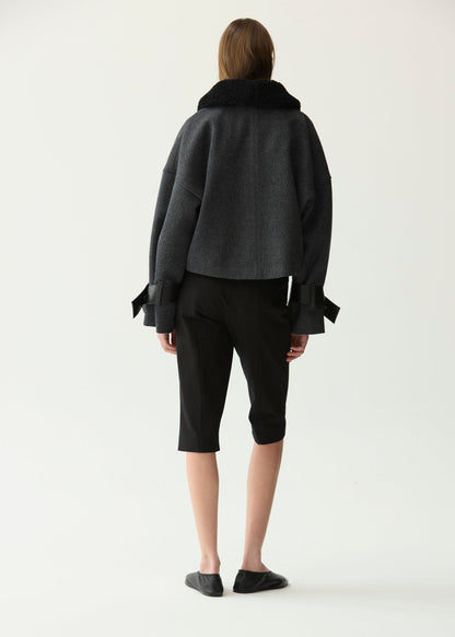 Chaqueta corta de lana y pelo gris Miguel Marinero 