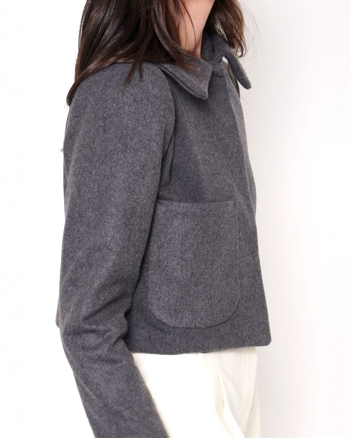 Chaqueta gris bolsillo sobrepuesto Jackets Luciana Estudio 
