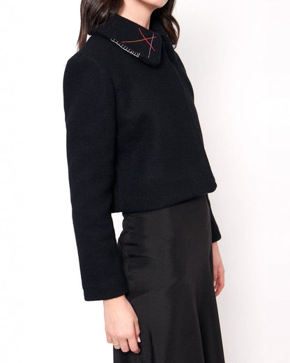 Chaqueta negra cuello bordado Jackets Luciana Estudio 