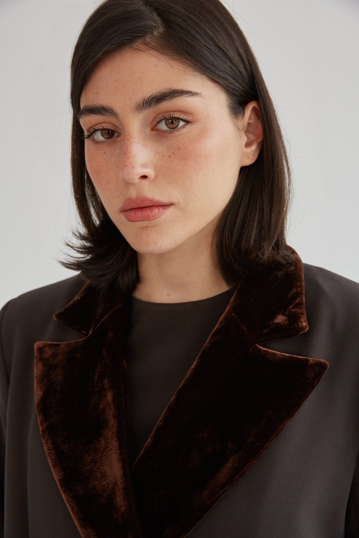 Chaqueta Virginia chocolate Jackets Julise Magon 