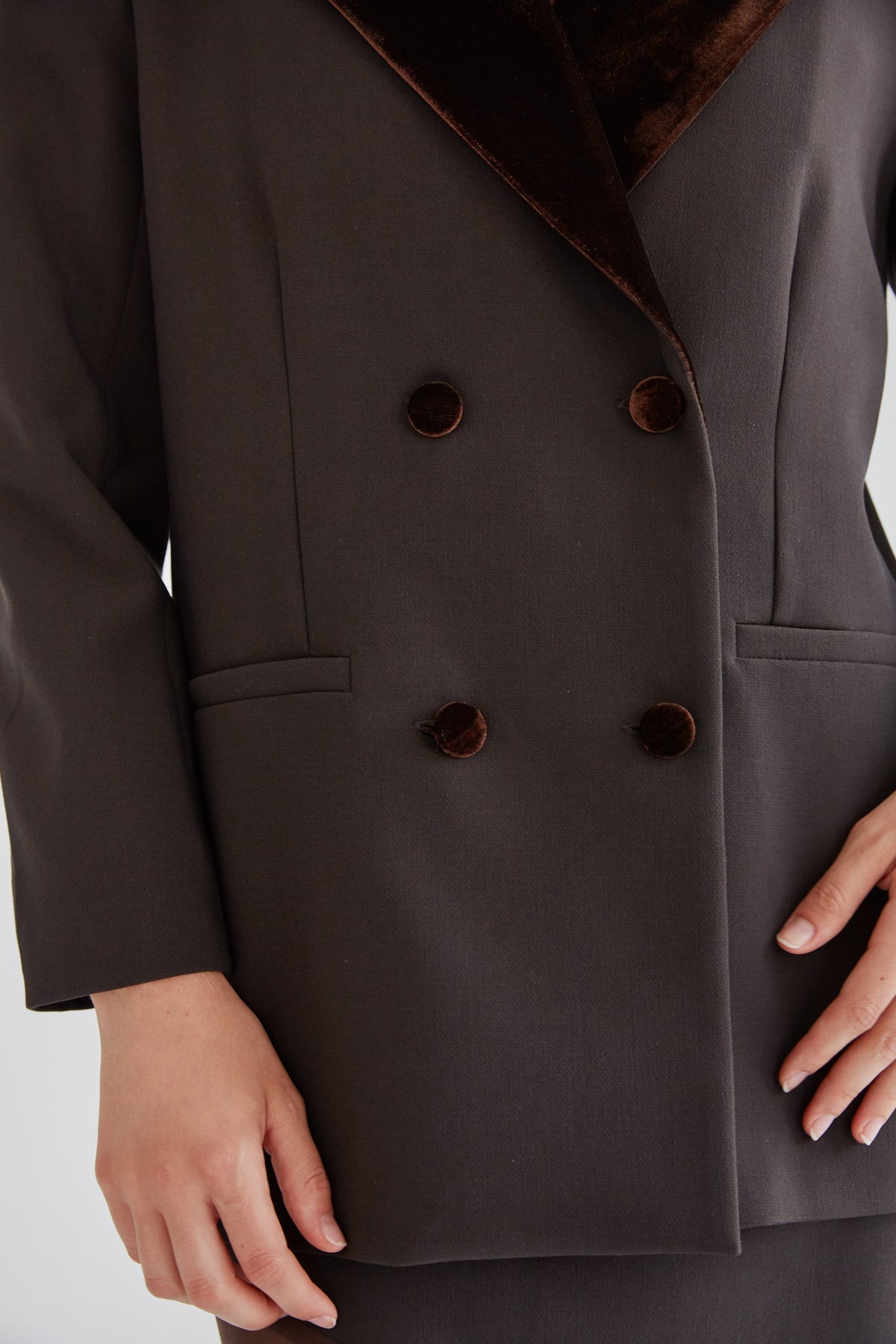 Chaqueta Virginia chocolate Jackets Julise Magon 