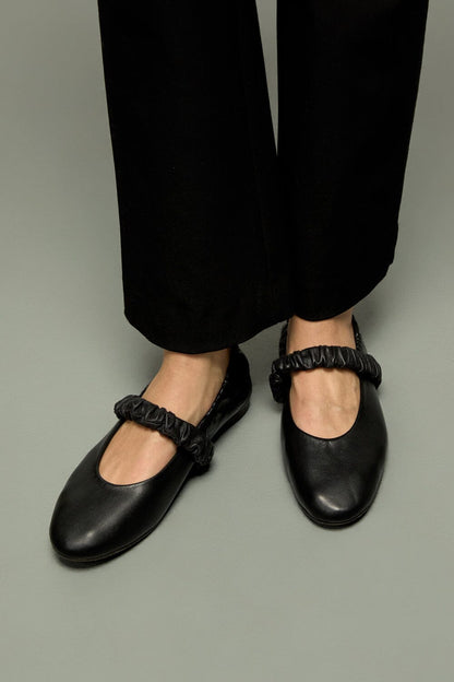 Charlie Ballet Flats in Black Leather Flat shoes AUGUSTA 