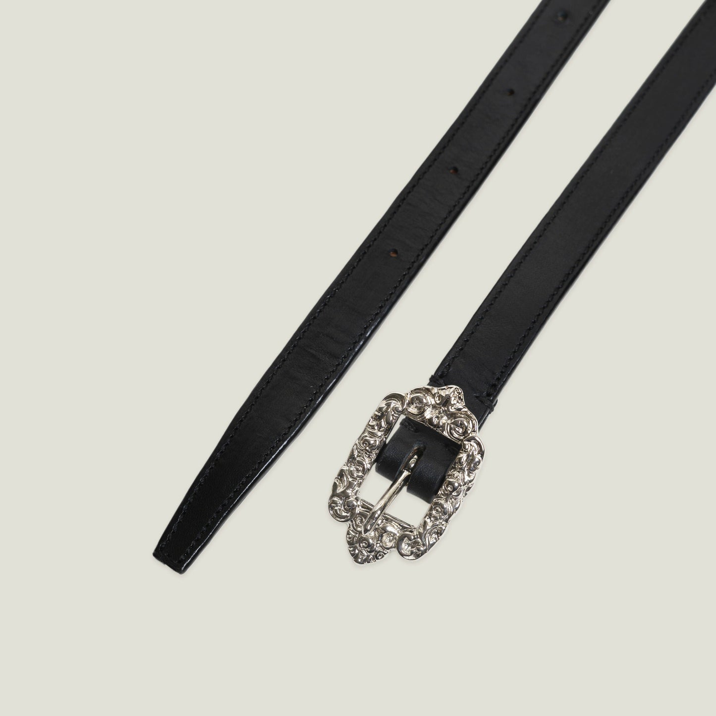 Cinturón hebilla labrada plata Belts Dorantes Harness 