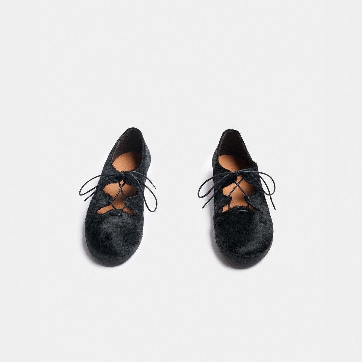 CLETA NEGRO PELO Flat Shoes Naguisa 
