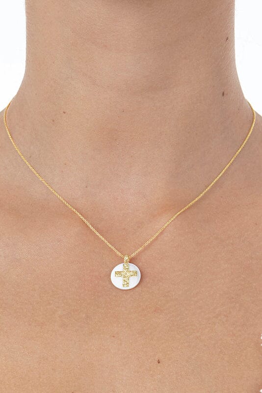 Collar Cruz Oro Amarillo 18k con Nácar Natural Necklaces Elena Carrera 