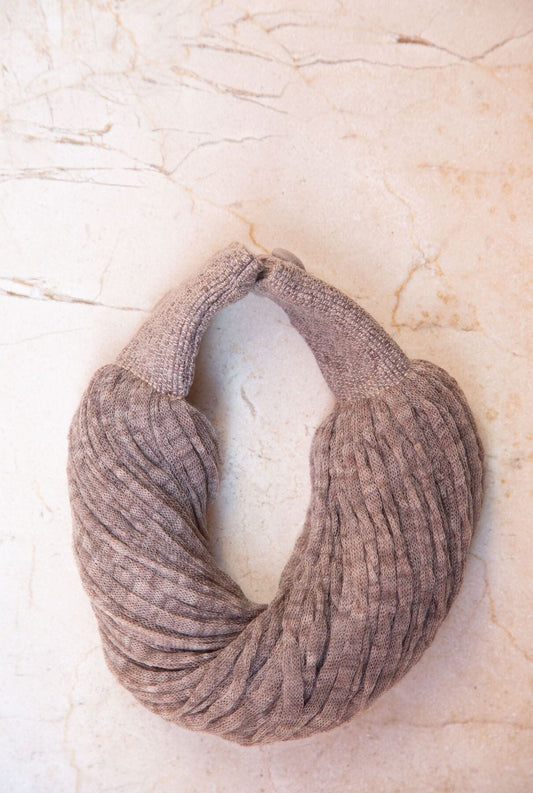 Collar lana topo Necklaces Victoria de Talhora 