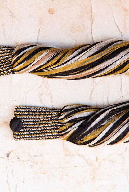 COLLAR SEDA NEGRO/ CAMEL/ ORO/ BEIGE Necklaces Victoria de Talhora 