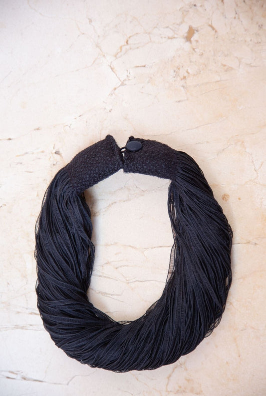 COLLAR SEDA ORGANZA AZUL MARINO Necklaces Victoria de Talhora 