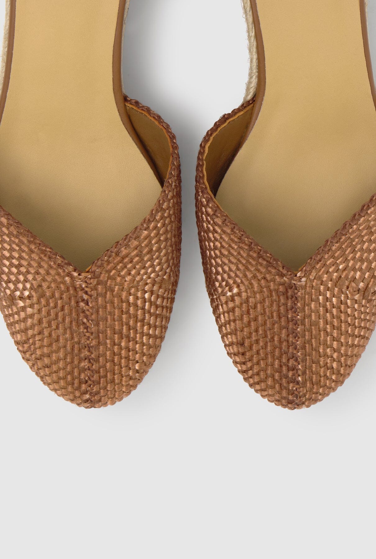 CORA/6/298 Wedges Castañer 