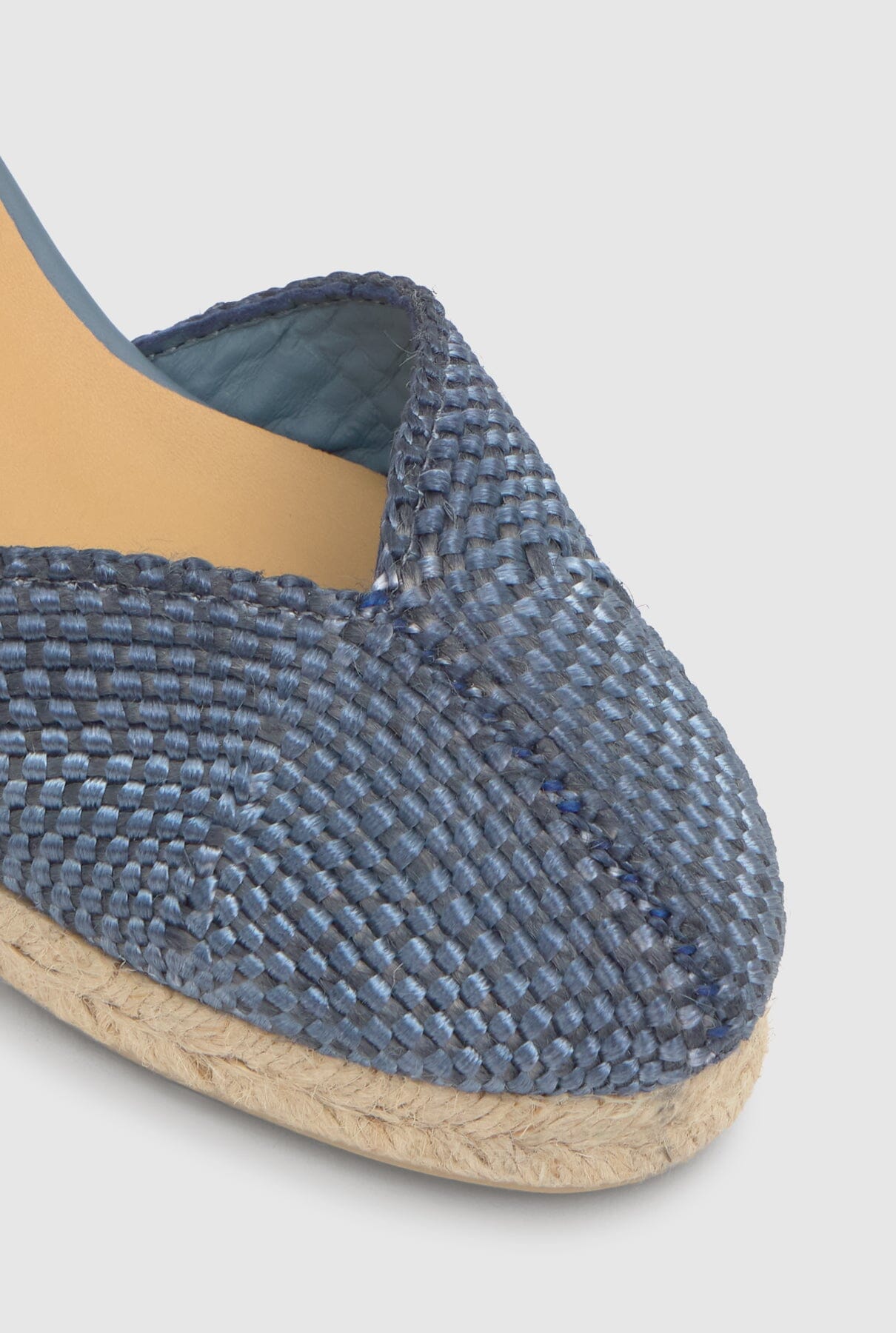 CORA/6/298 Wedges Castañer 