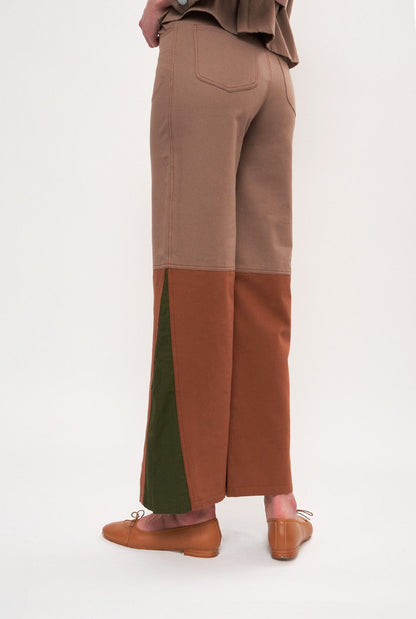 Coro Browns Trousers Julise Magon 