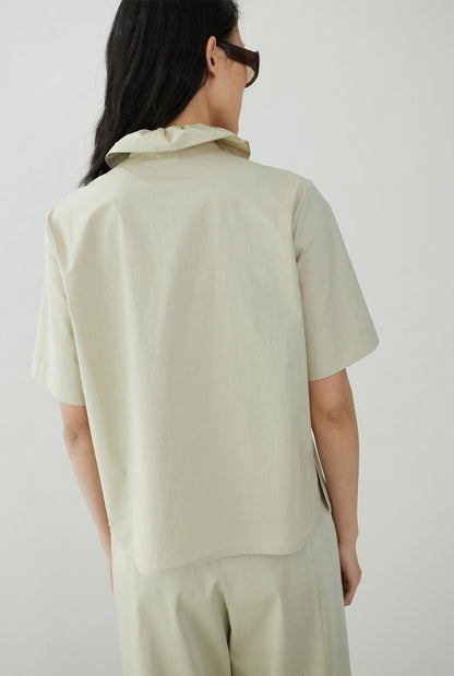 Cotton blouse with ruffle collar Tops and Blouses Tot-Hom 