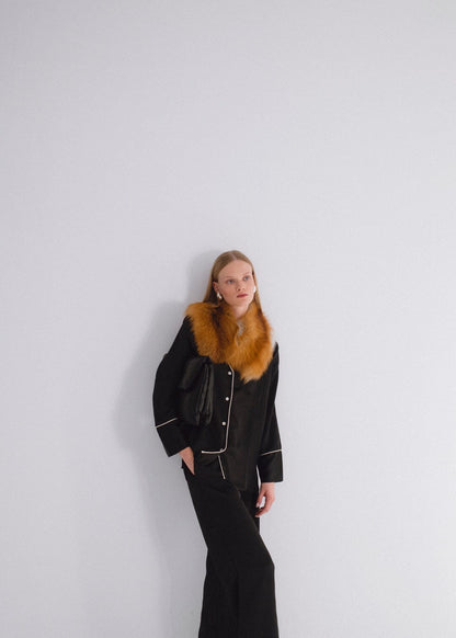 Cuello de pelo marrón Cuello Miguel Marinero 