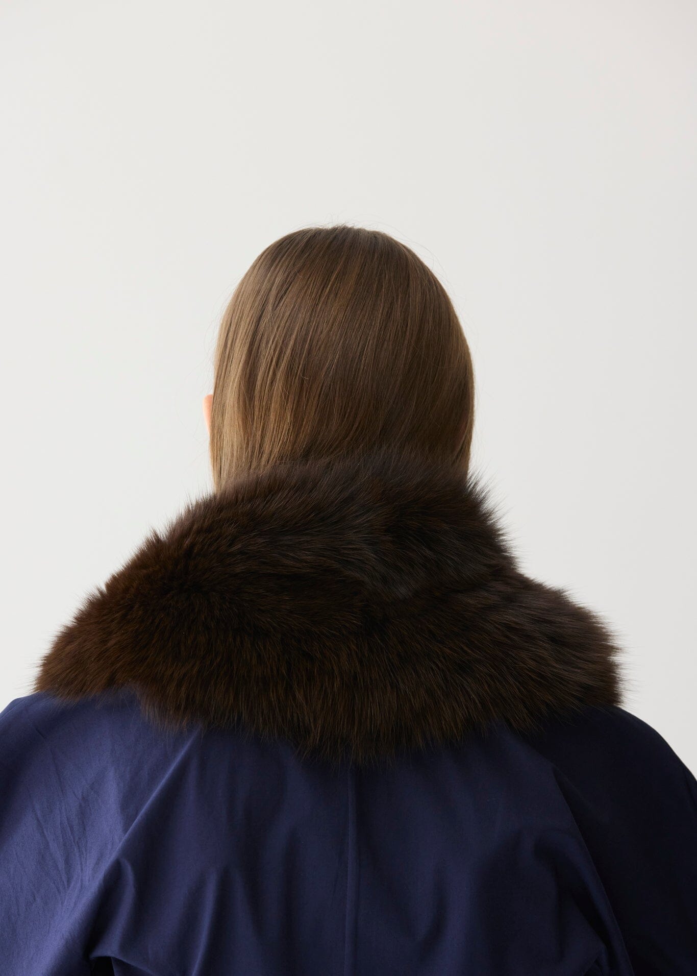 Cuello de pelo marrón piel Miguel Marinero 