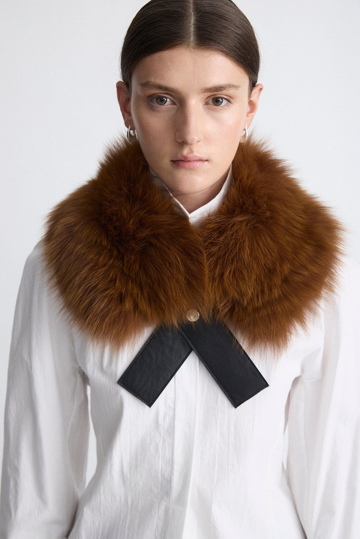 Cuello de pelo miel y cuero Foulards & Scarves Miguel Marinero 