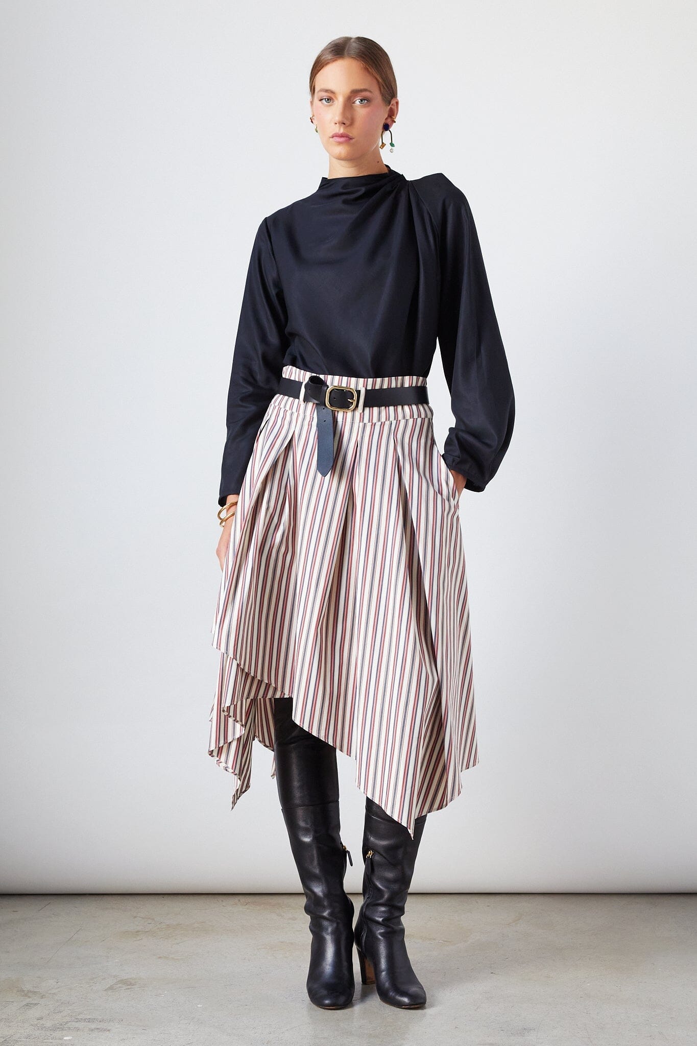 Daphne Top Black Shirts & Tops The Label Edition 