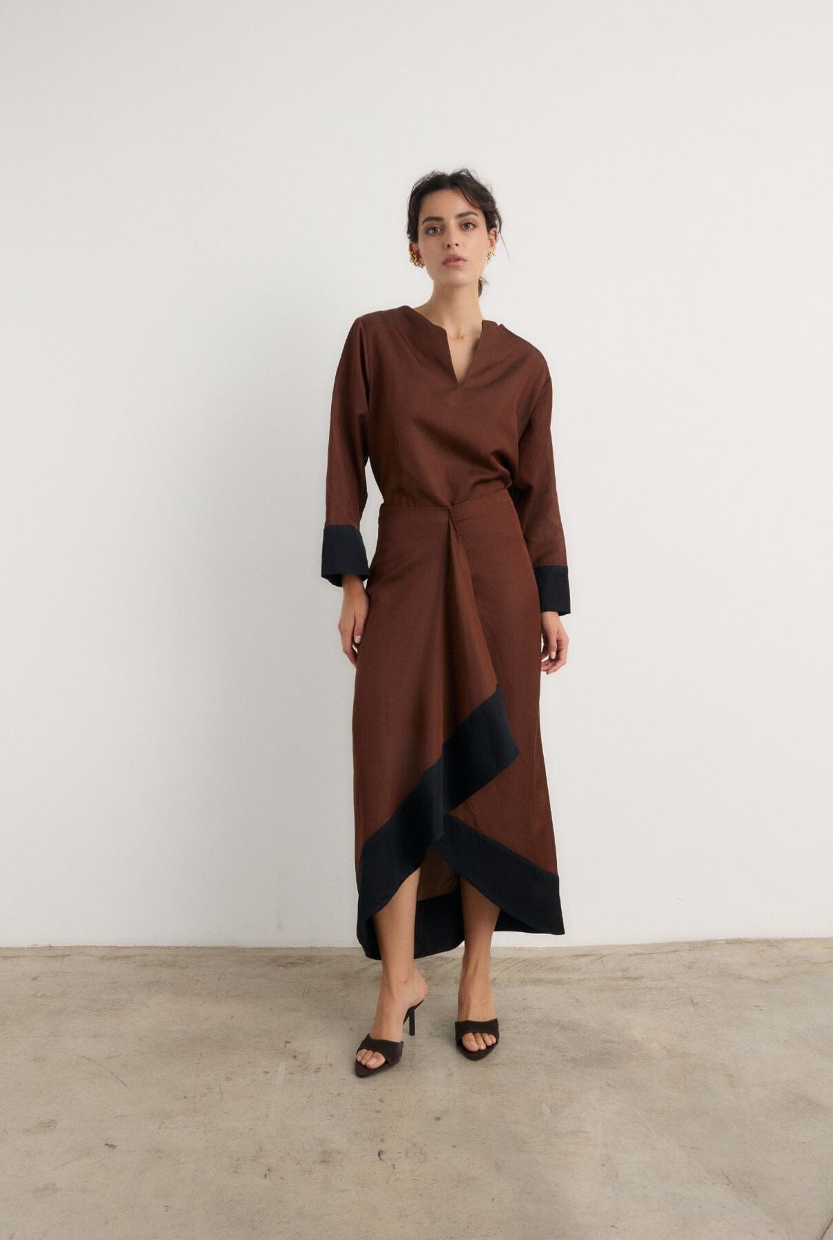 Falda Ada marrón Galcon Studio 