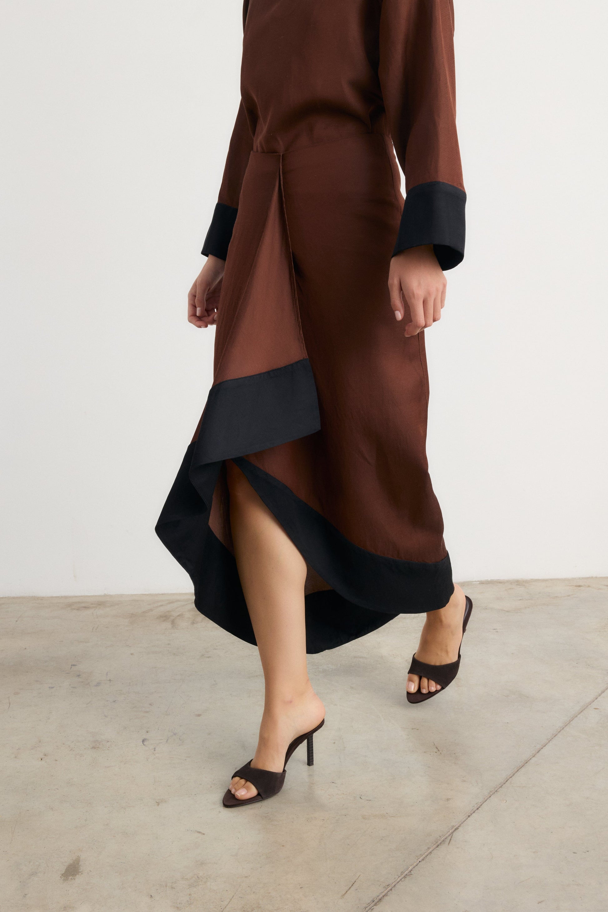 Falda Ada marrón Galcon Studio 