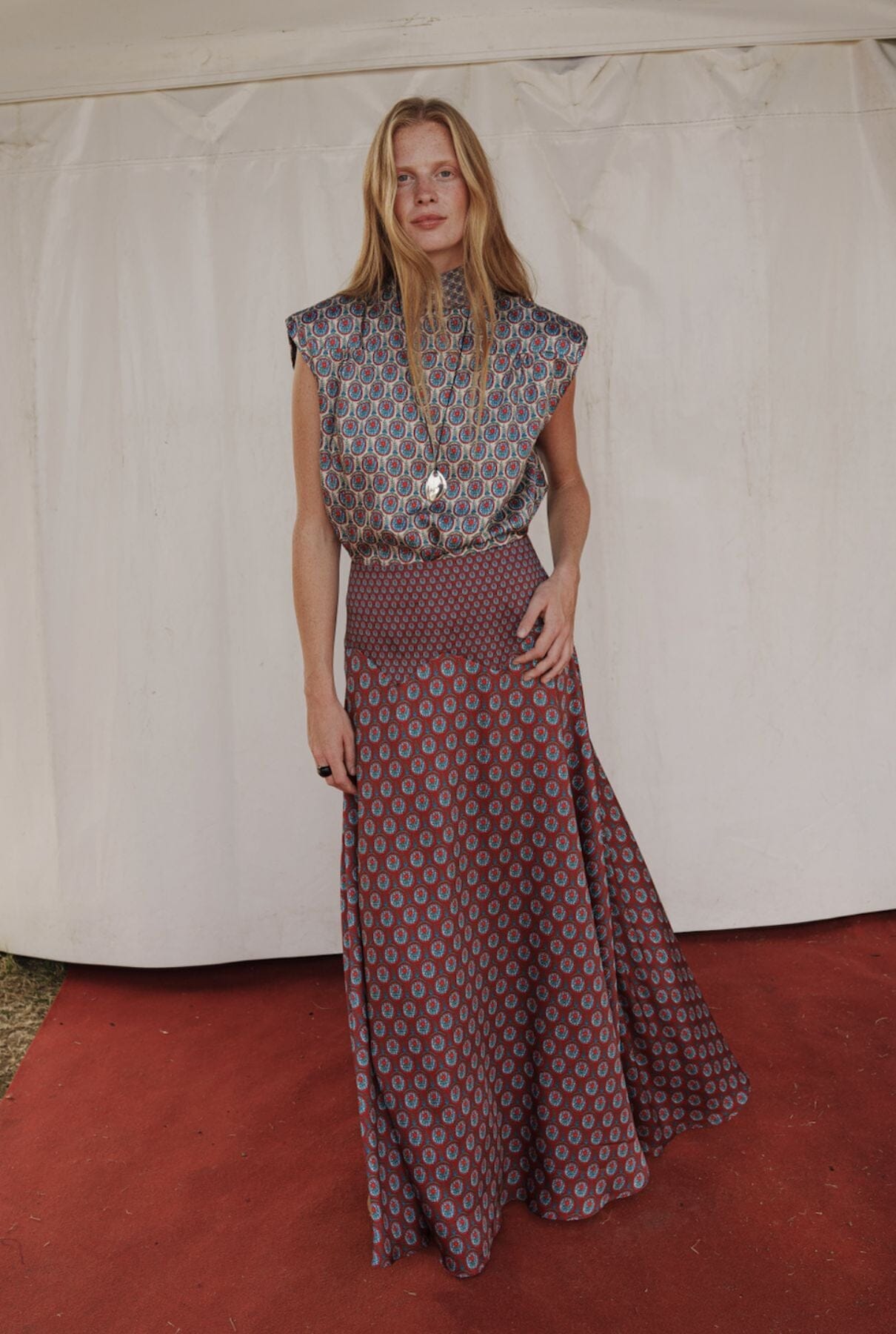 FALDA LIONA ROJA Skirts Himba Collection 