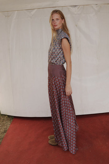 FALDA LIONA ROJA Skirts Himba Collection 