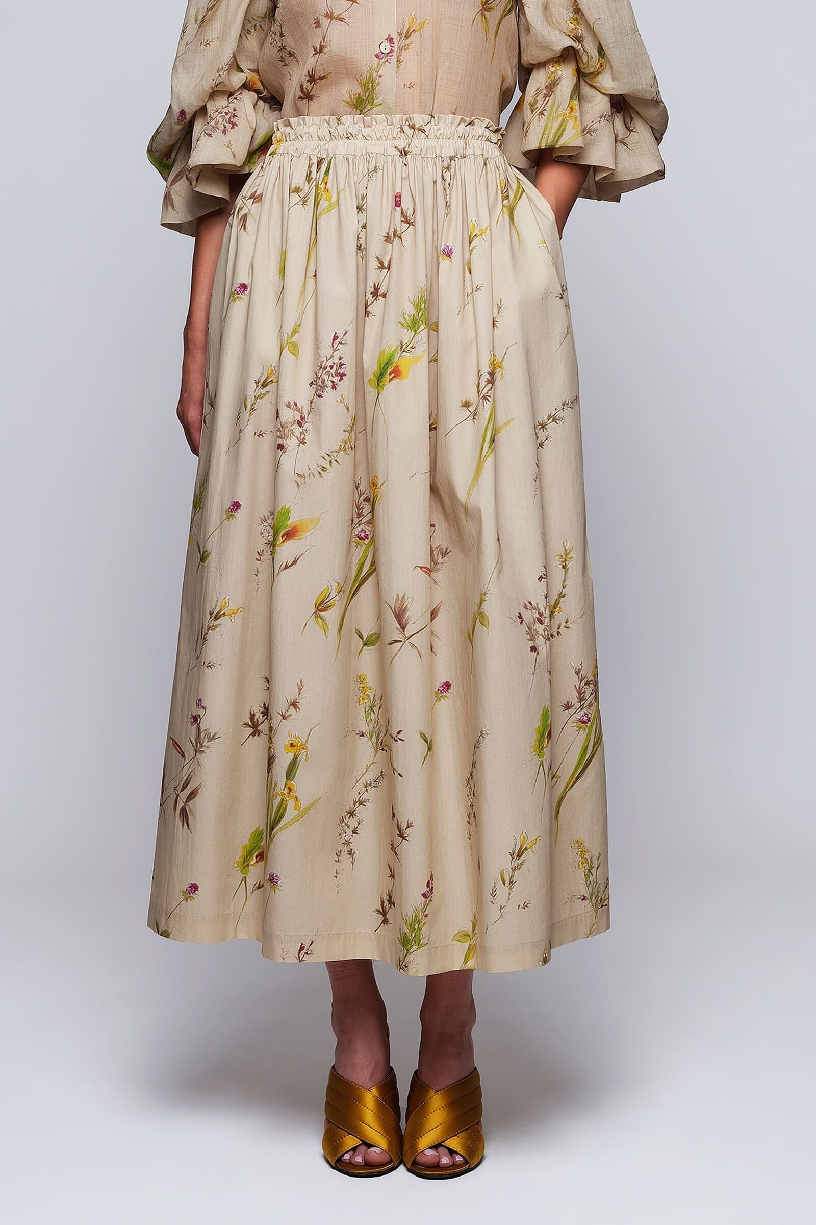 Falda midi beige de algodón estampado floral MUJER / FALDAS Mirto 