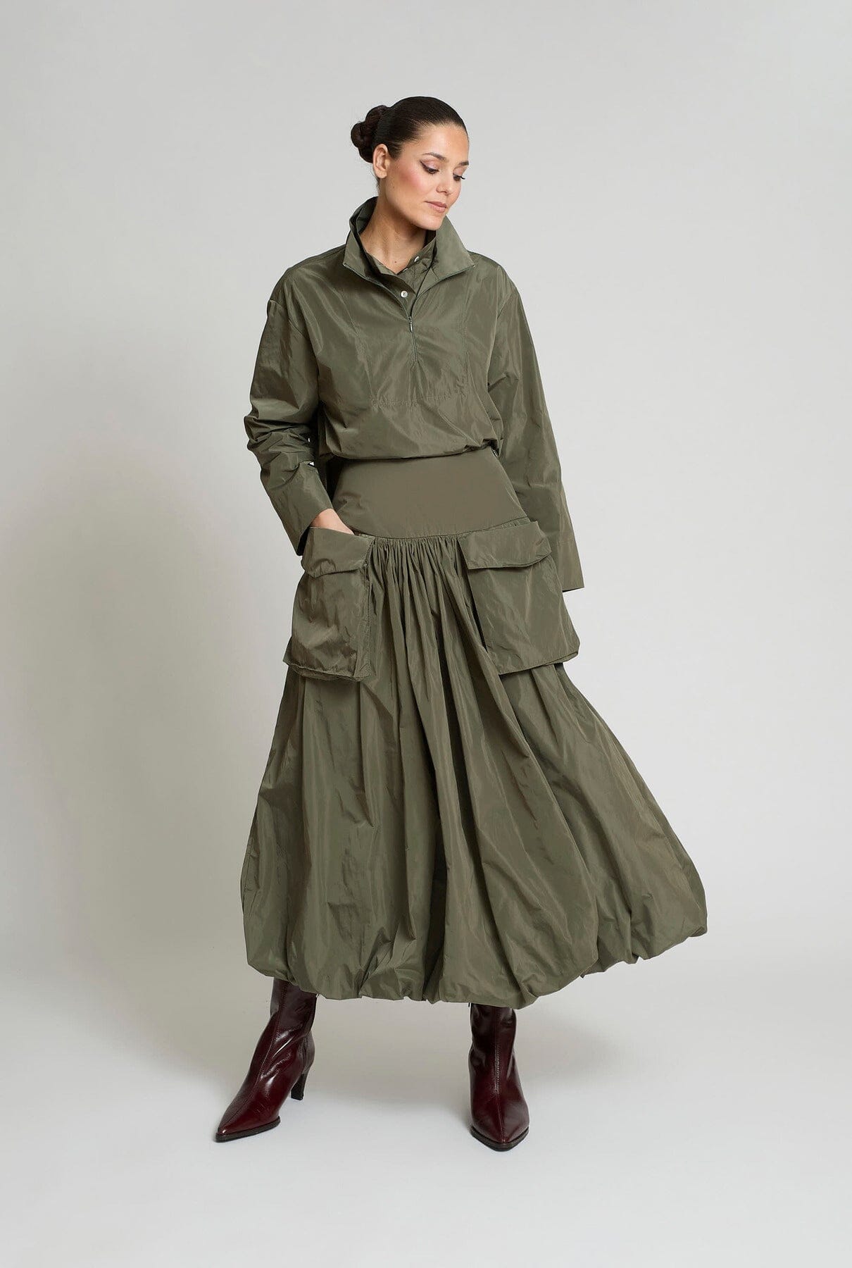 falda teresa tafeta verde Skirts Zaitegui Studio 