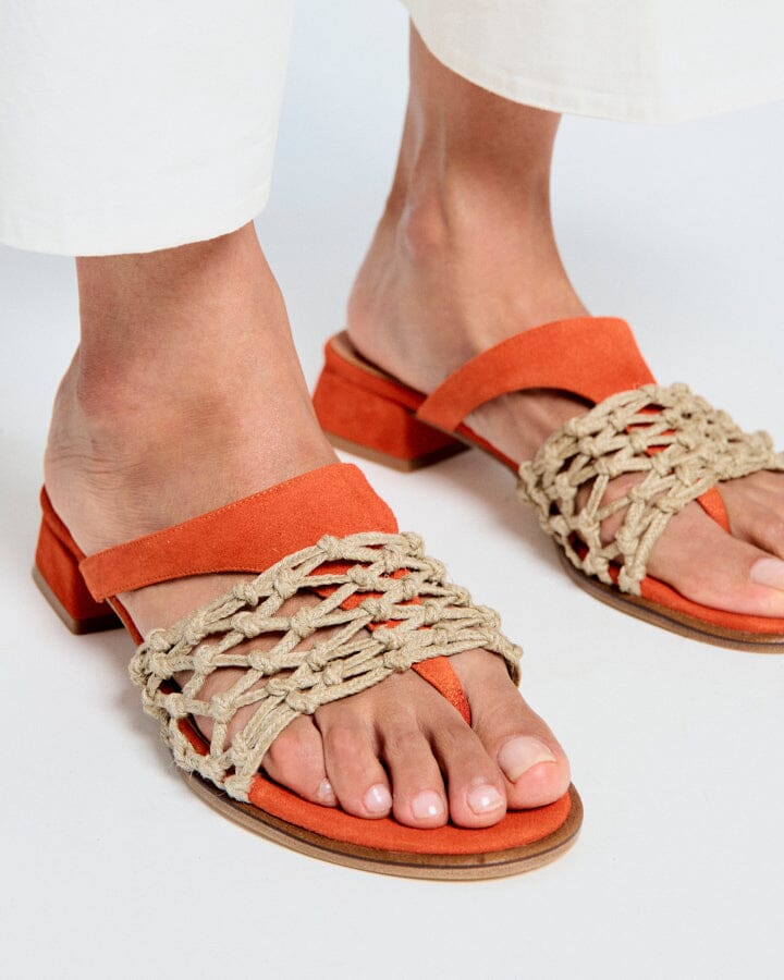 FIGUERAS NARANJA Flat sandals Naguisa 