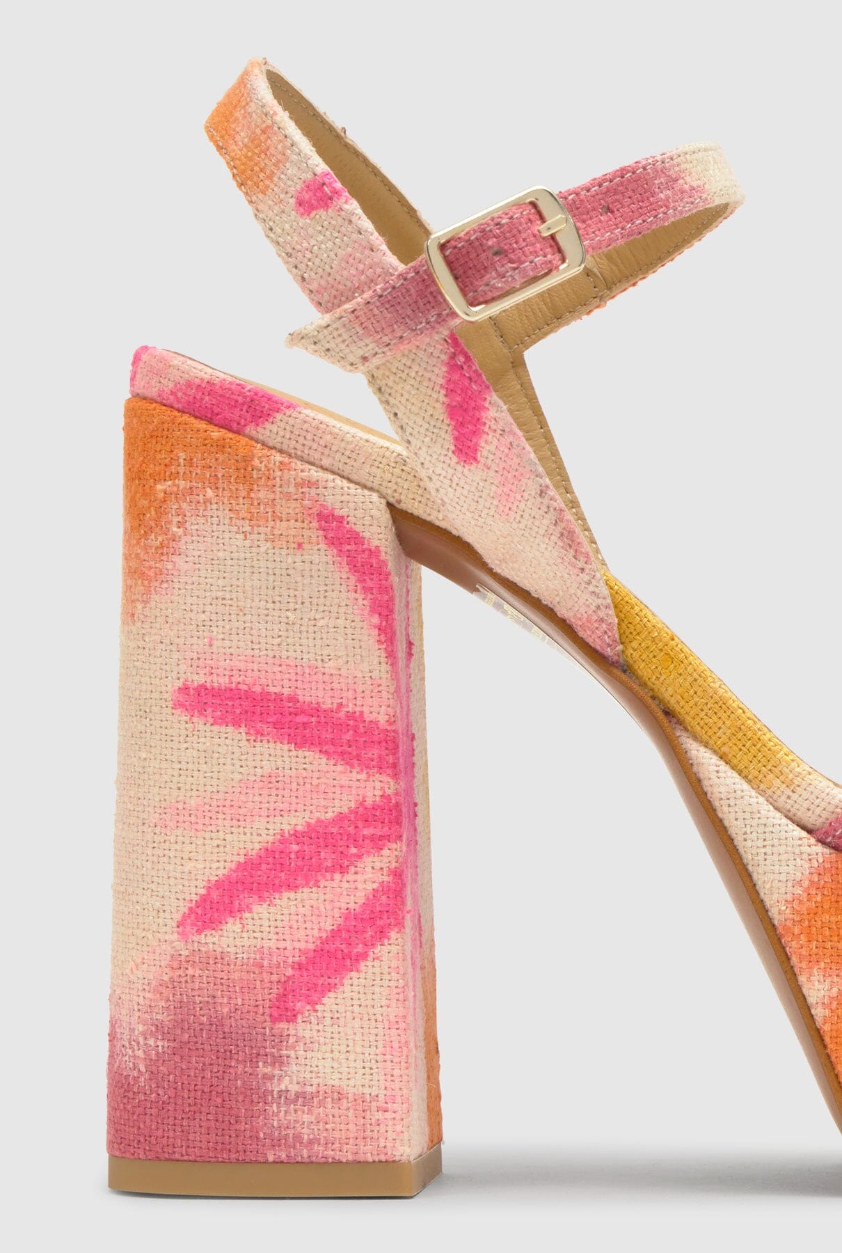 FLORA/301 Wedges Castañer 