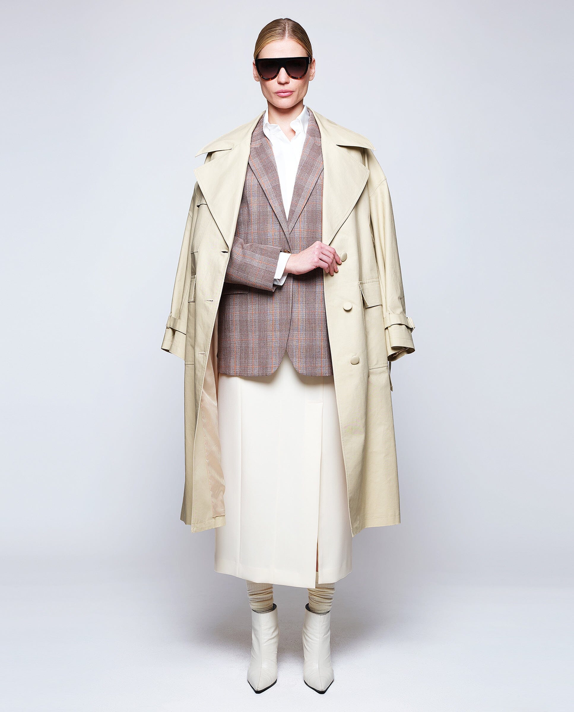 Gabardina beige MUJER / CHAQUETAS & ABRIGOS / ABRIGOS Mirto 