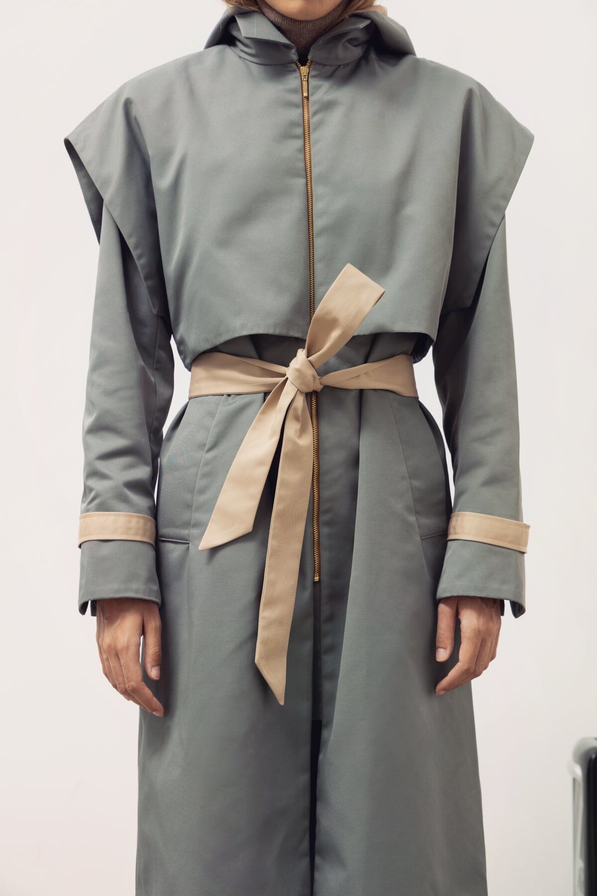 Gabardina Benedetta duo capucha agua Coats Julise Magon 