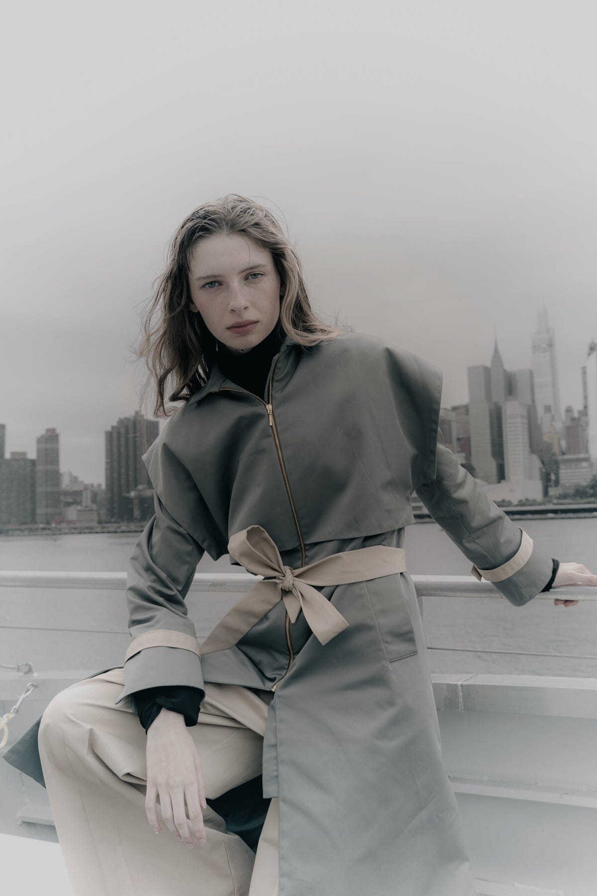 Gabardina Benedetta duo capucha agua Coats Julise Magon 