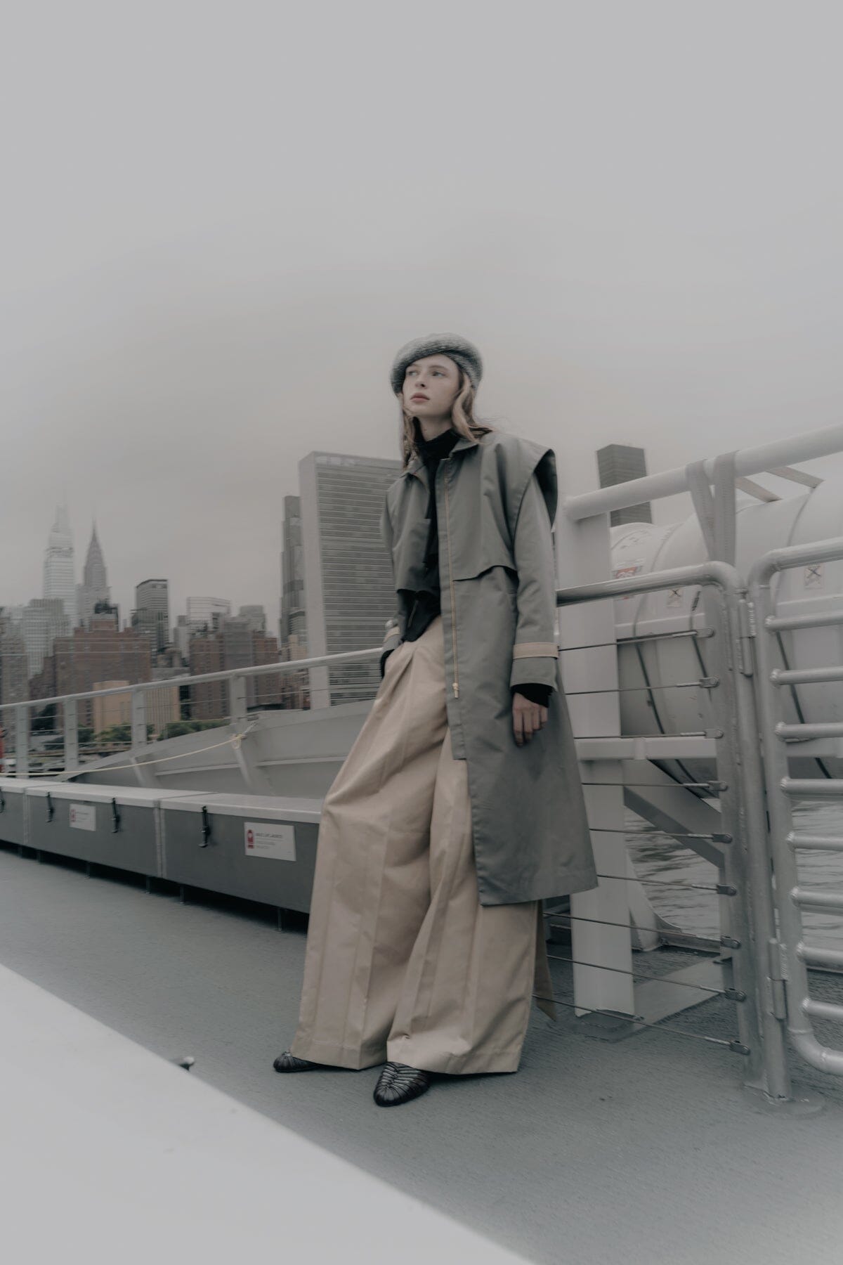 Gabardina Benedetta duo capucha agua Coats Julise Magon 