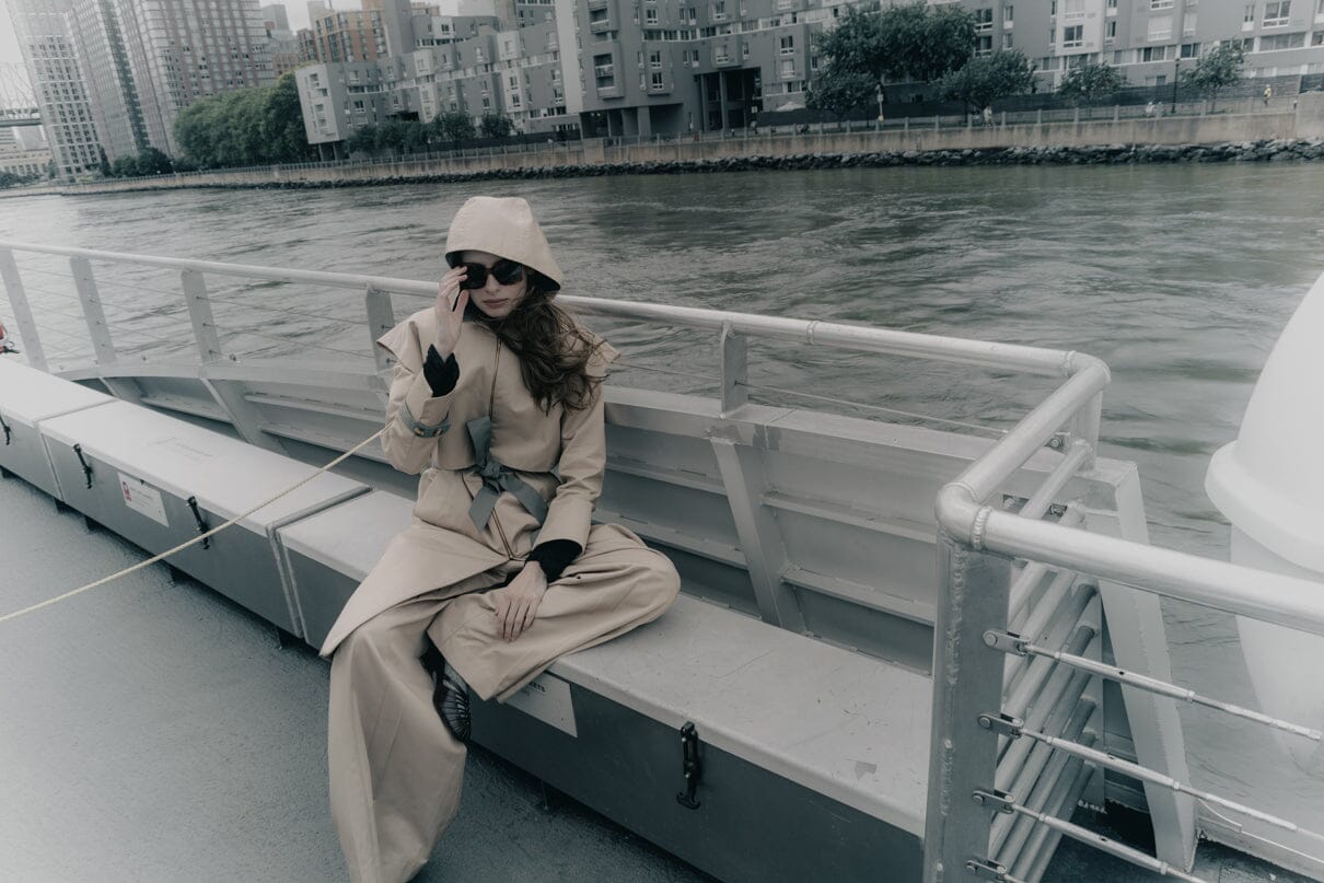 Gabardina Benedetta duo capucha beis Coats Julise Magon 