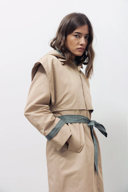 Gabardina Benedetta duo capucha beis Coats Julise Magon 