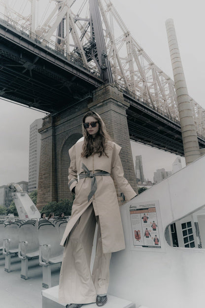 Gabardina Benedetta duo capucha beis Coats Julise Magon 