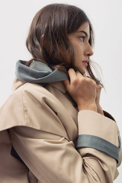 Gabardina Benedetta duo capucha beis Coats Julise Magon 