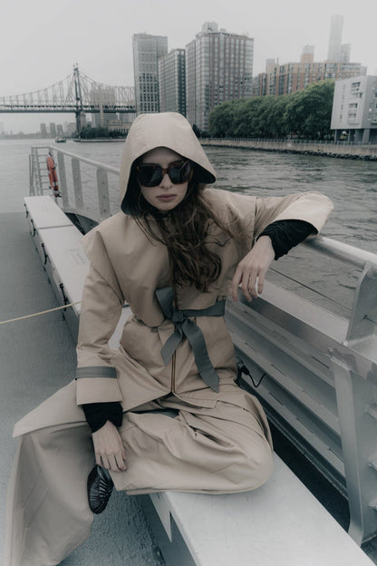 Gabardina Benedetta duo capucha beis Coats Julise Magon 