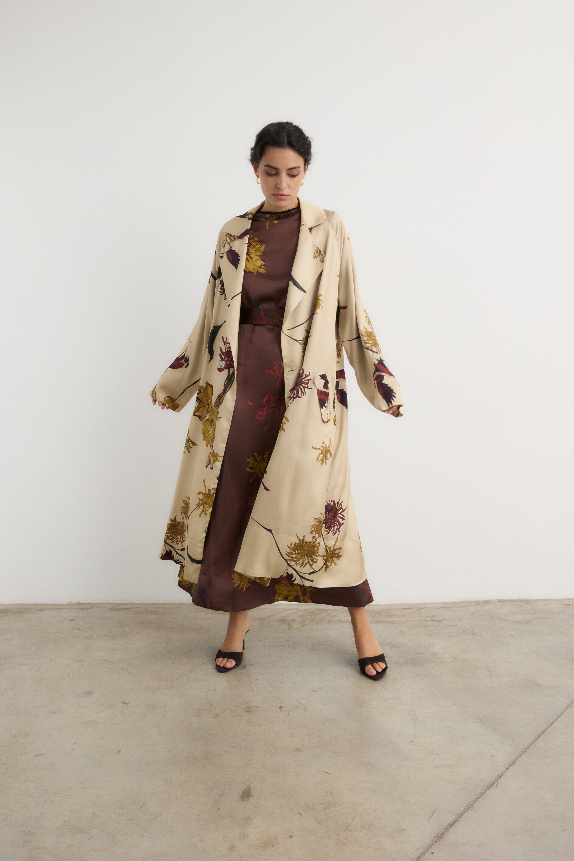 Gabardina Manuela flora Beige Coats Galcon Studio 