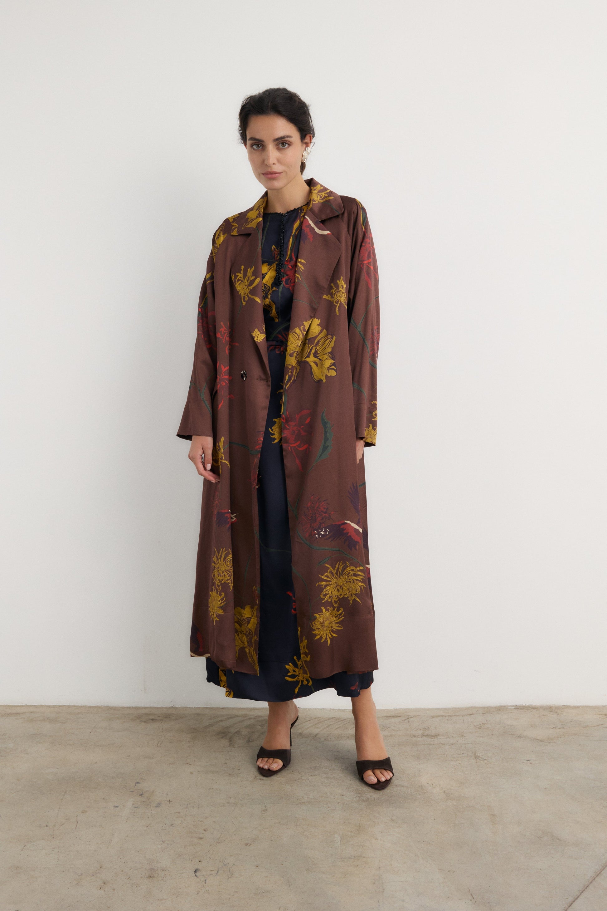 Gabardina Manuela flora Marrón Coats Galcon Studio 