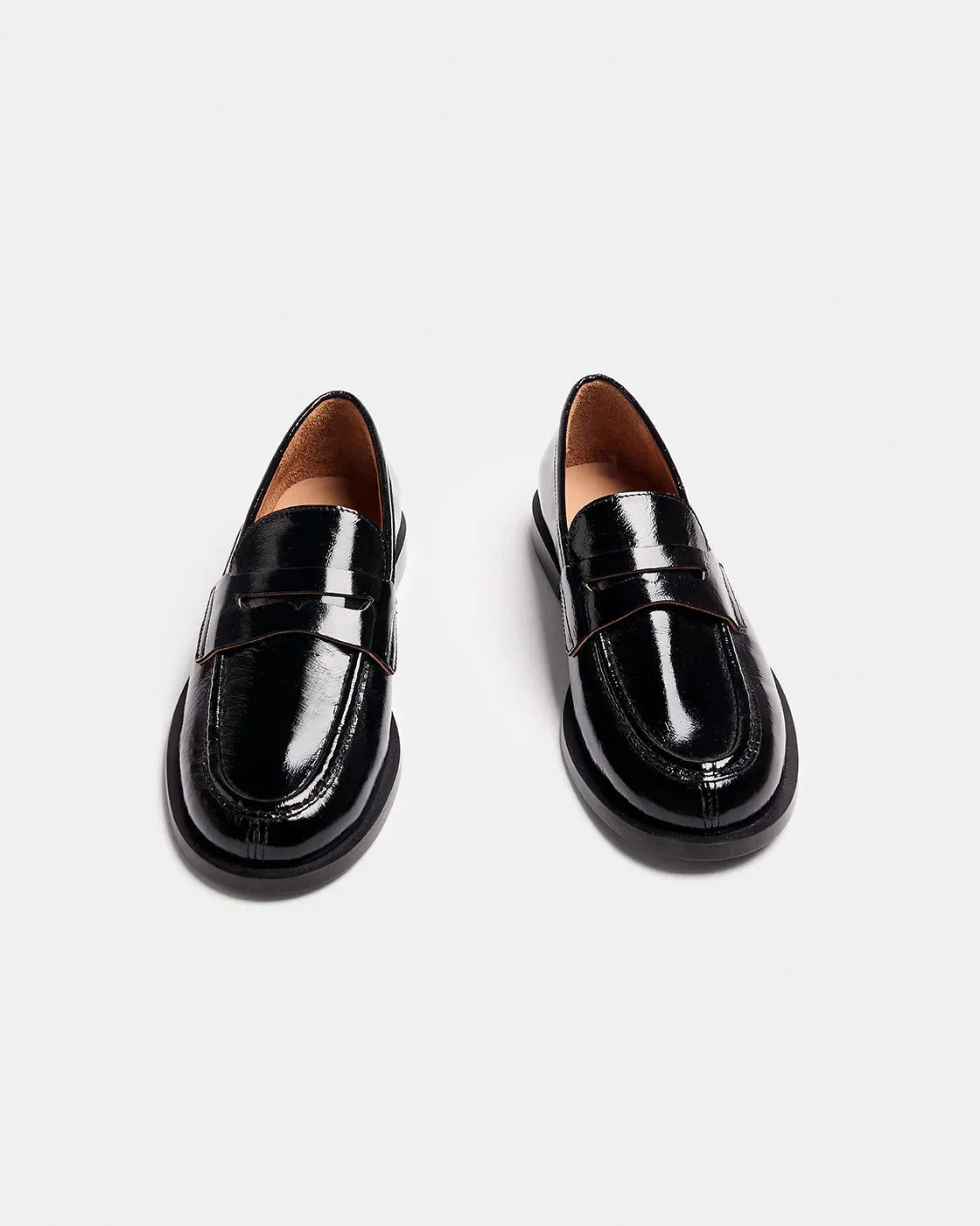 GLASS NEGRO GLOSS 26 Loafers Naguisa 