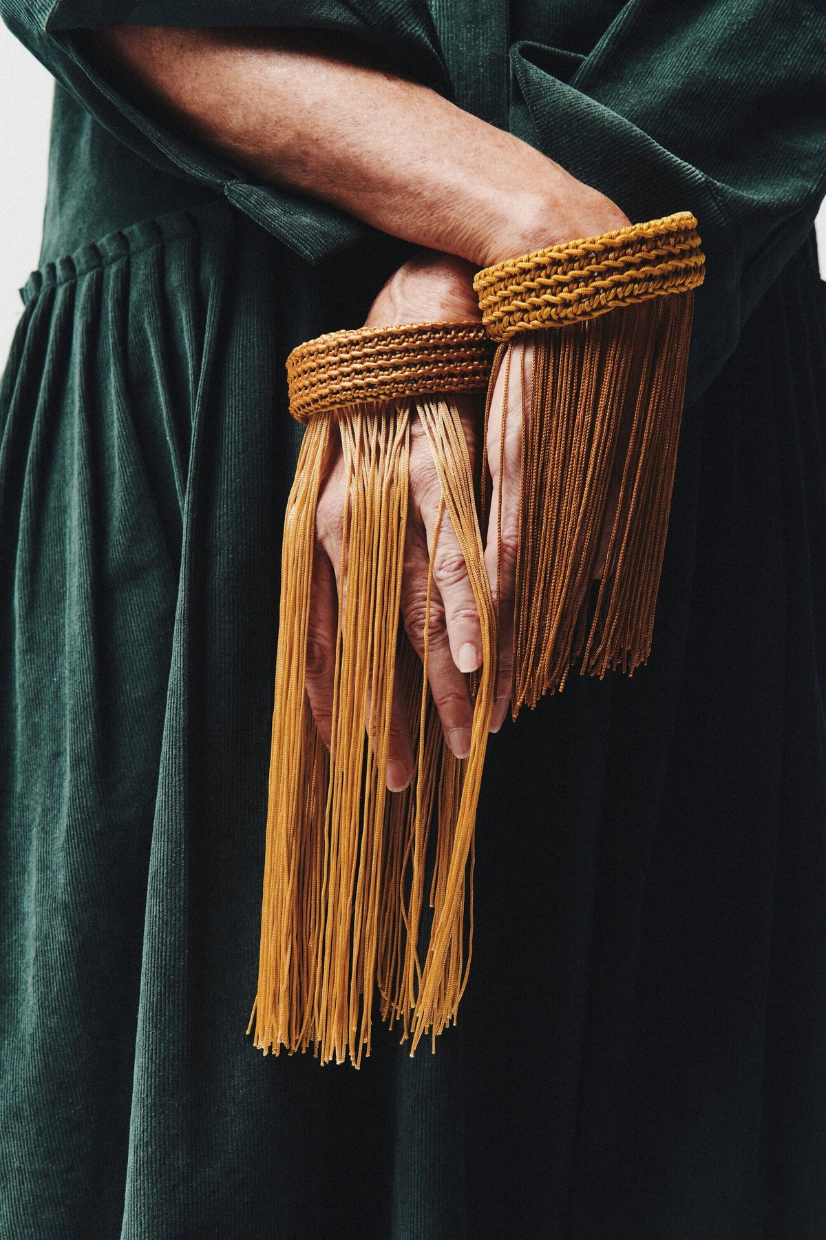 Gold Short Fringe Bracelet Bracelets SOY FASCINANTE 