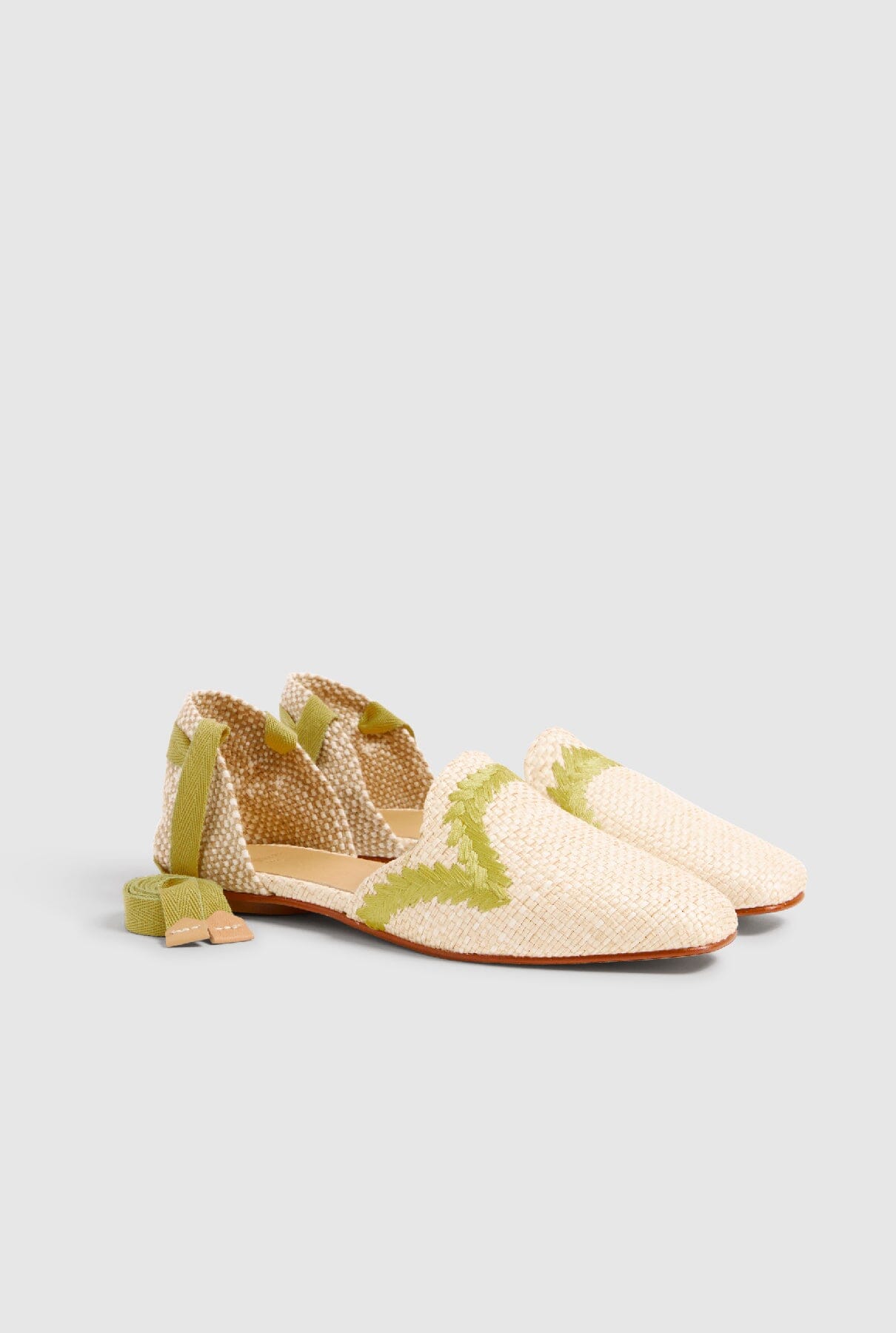 GOYA/201 NATURAL/PISTACHO Flat shoes Castañer 