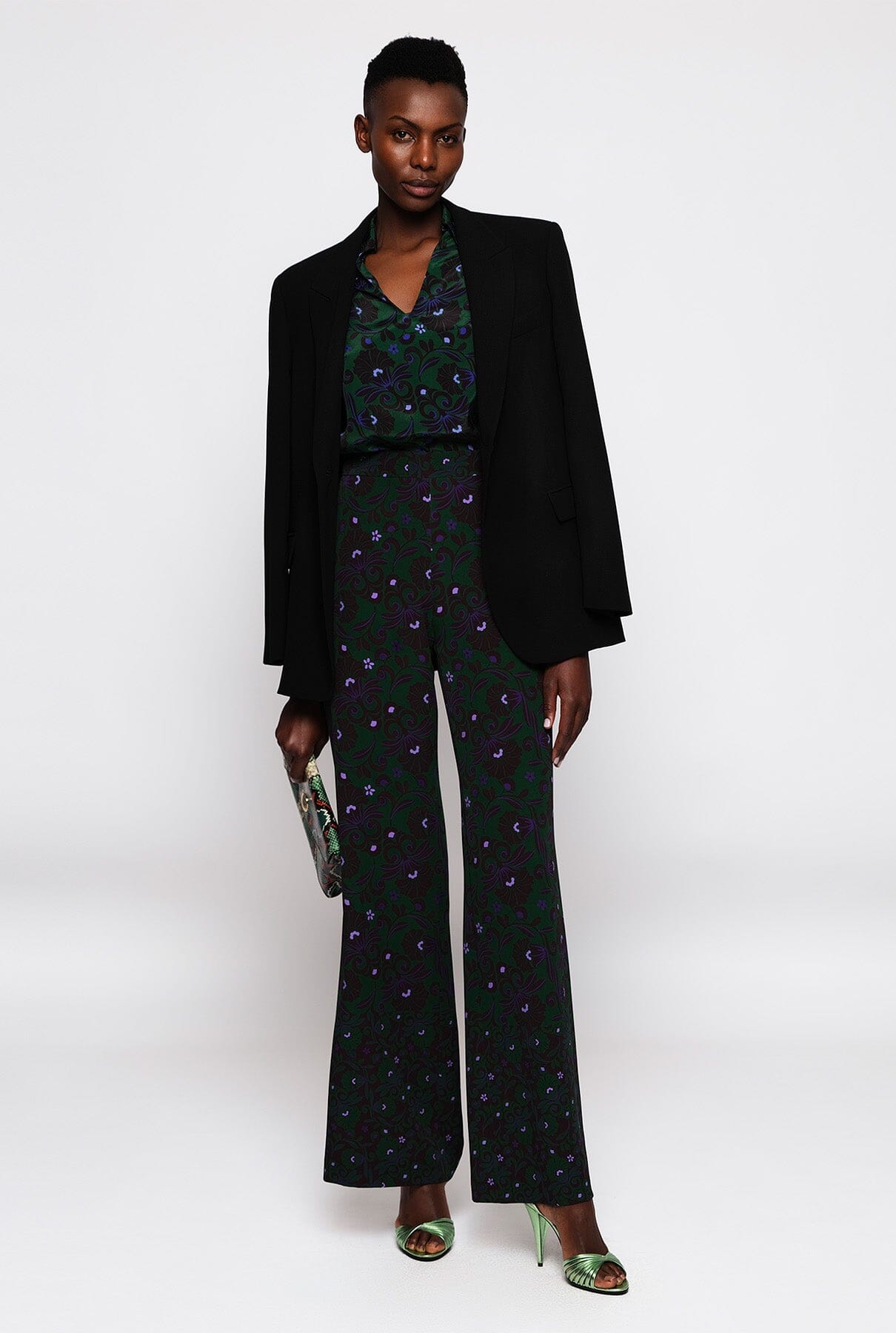 Green ornamental print straight trousers Trousers Mirto 