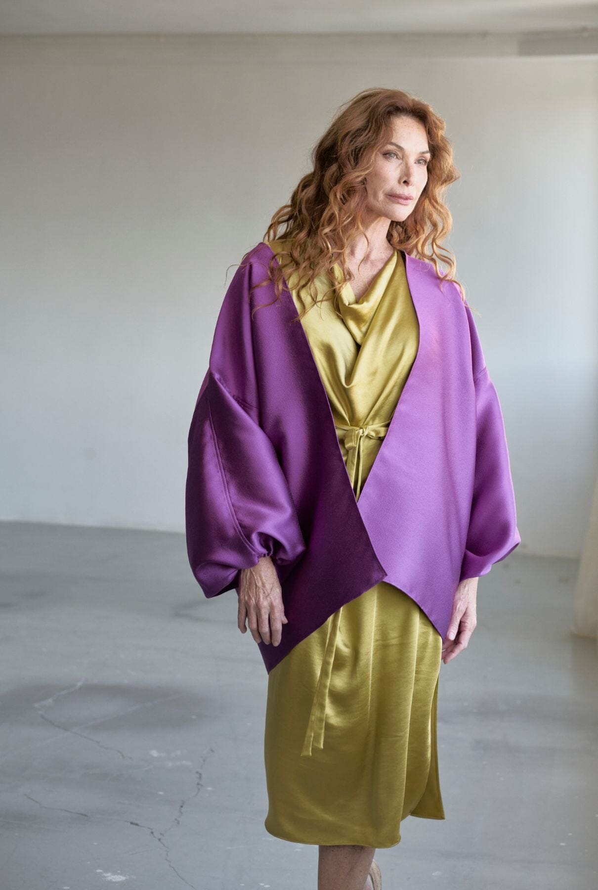 GRETA CHAQUETA CUADRADA MORADA Coats Duyos 