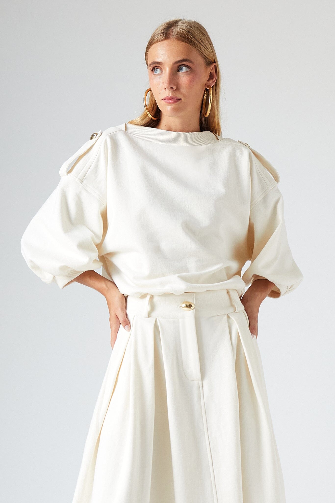 Greta Sweatshirt Cream Sweatshirts The Label Edition 