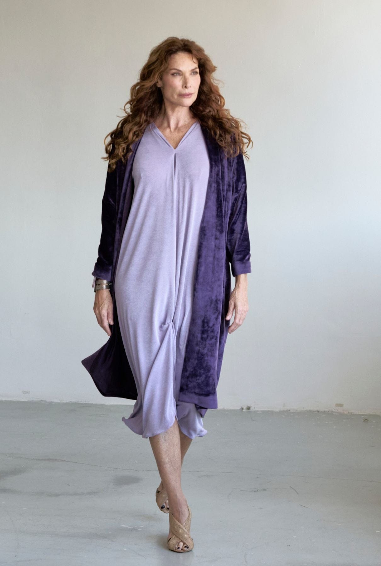 JOAN KIMONO TERCIOPELO MORADO Robe Duyos 