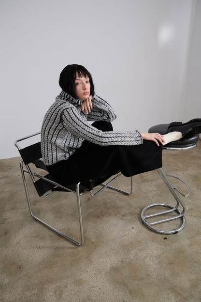 Joe Pants Black Pants and Shorts Carlota Cahis 